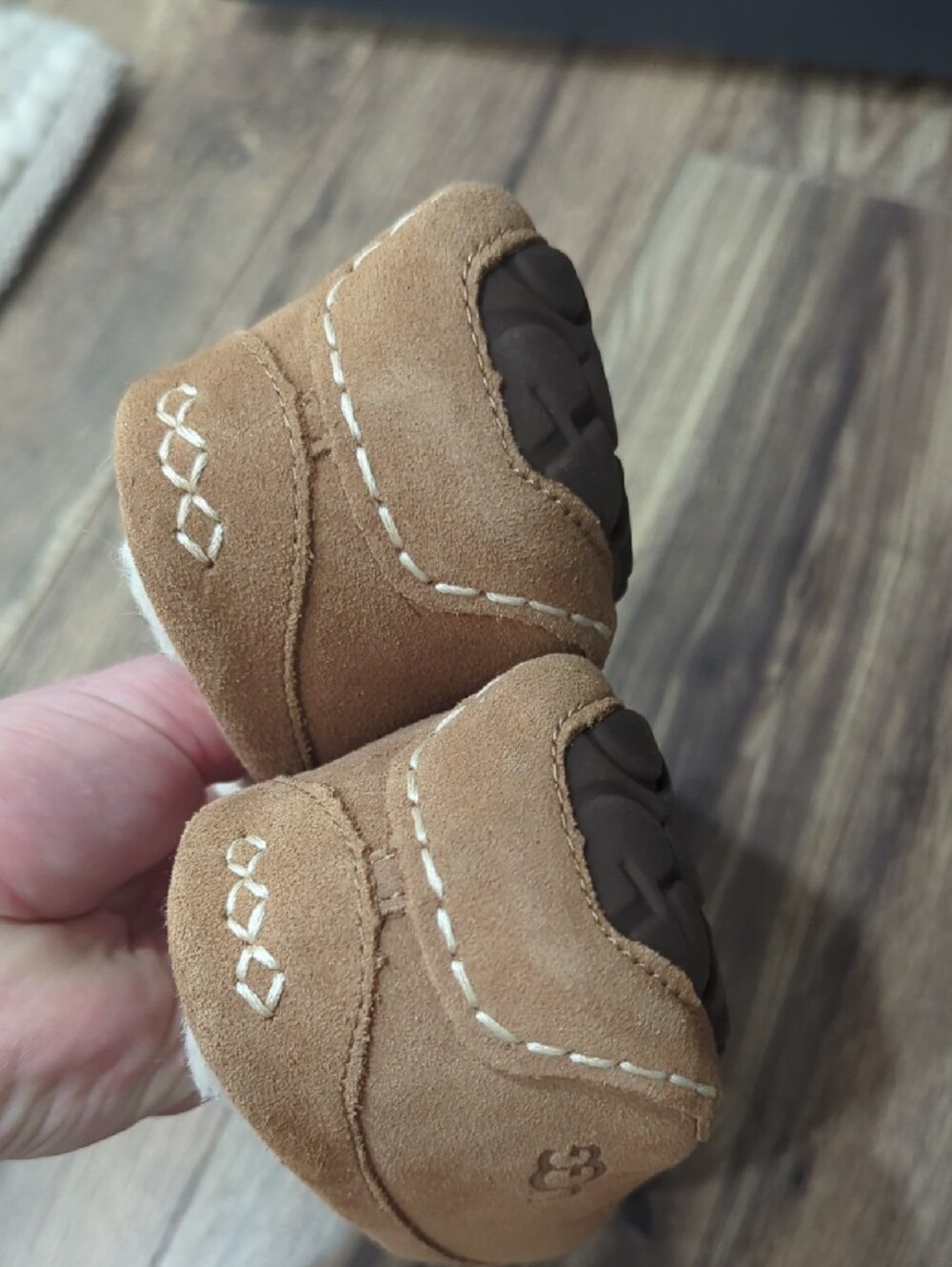 NEW UGG Women's 11 Chestnut Brown Suede Shearling Loafers - Picture 12 of 14